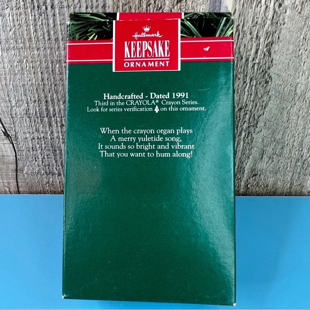 Hallmark Keepsake Ornament Bright Vibrant Carols Crayola Crayon Handcrafted 1991